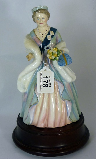 Royal Doulton Figure Queen Elizabeth 156a21