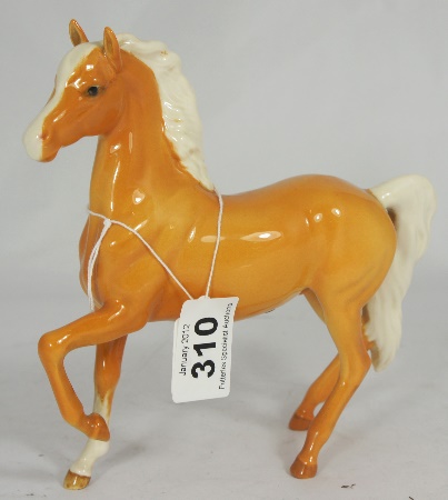 Beswick Palomino Prancing Arab 156bea