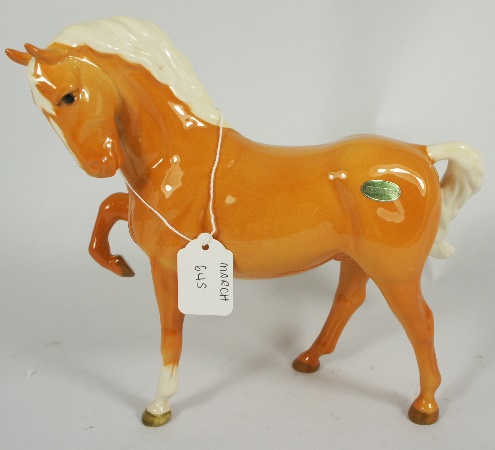 Beswick Prancing Arab Palamino 15958e