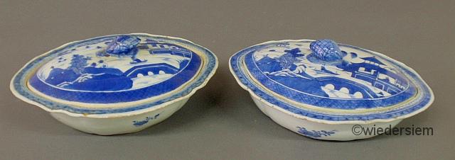 Two similar blue and white Canton 1595dd