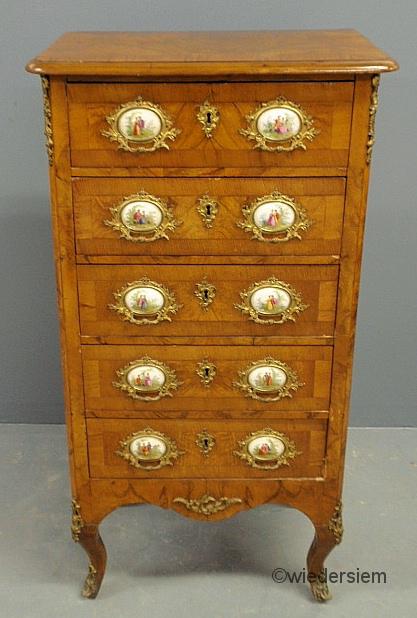 French Louis XVI style walnut veneered