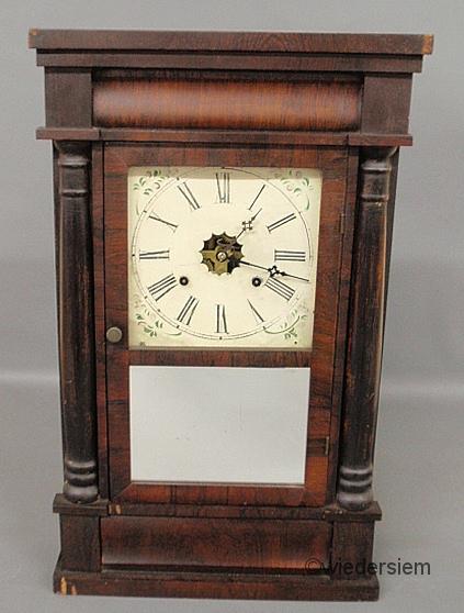 Mahogany veneered mantel clock with