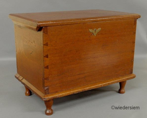Pennsylvania walnut storage chest 159733