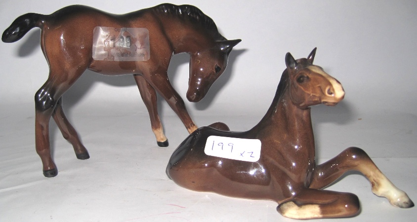 Beswick Brown Foal Head Down 947 1598c1