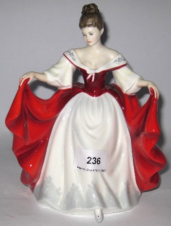 Royal Doulton Figure Sara HN2265 1598e2