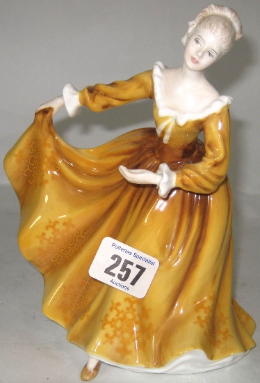 Royal Doulton figure Kirsty HN2381 1598f6