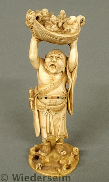 Finely carved Asian ivory figure