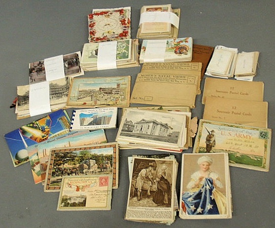 Large group of vintage postcards  159c96