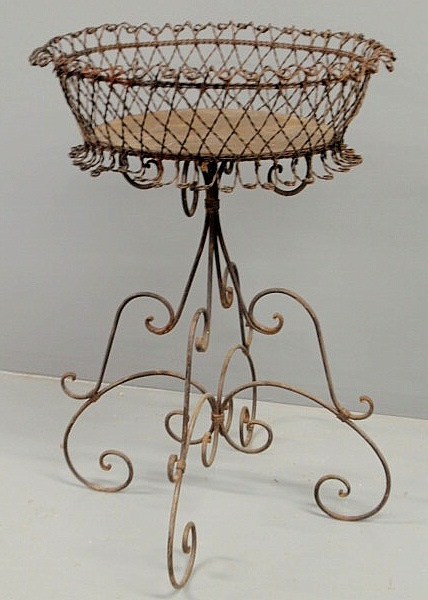 Large wire planter 19th c. with oval