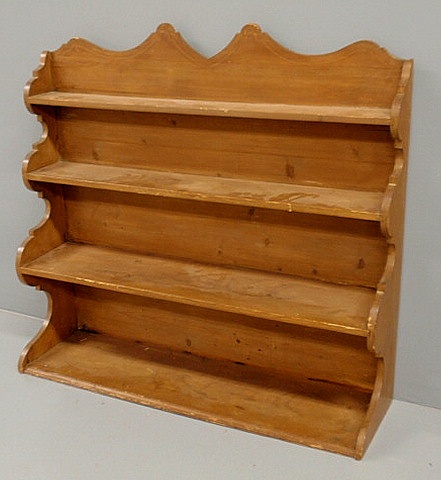 Pine hanging shelf with scalloped 159d62