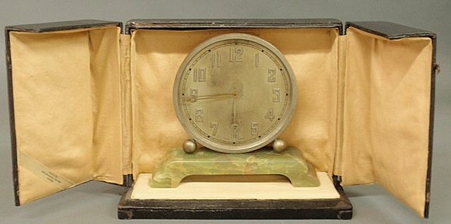Art Deco Swiss clock with an eight day 159ddb