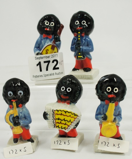 A set of Wade Golly Musicians Made