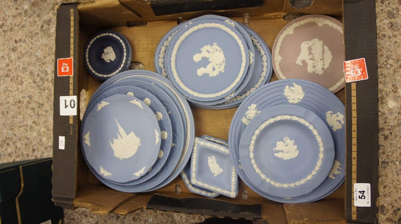 Large collection of Wedgwood Jasperware 15a903