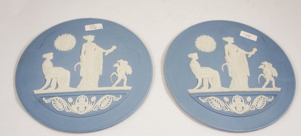 Pair Wedgwood Jasperware round 15a927