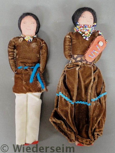 Pair of Navajo dolls c 1950 California 1583ef