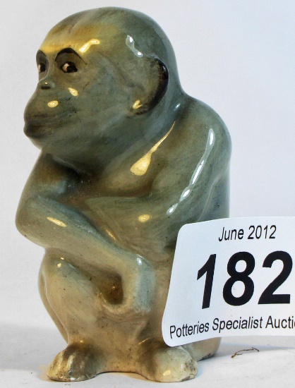 Royal Doulton Model of a Seated 1584fb