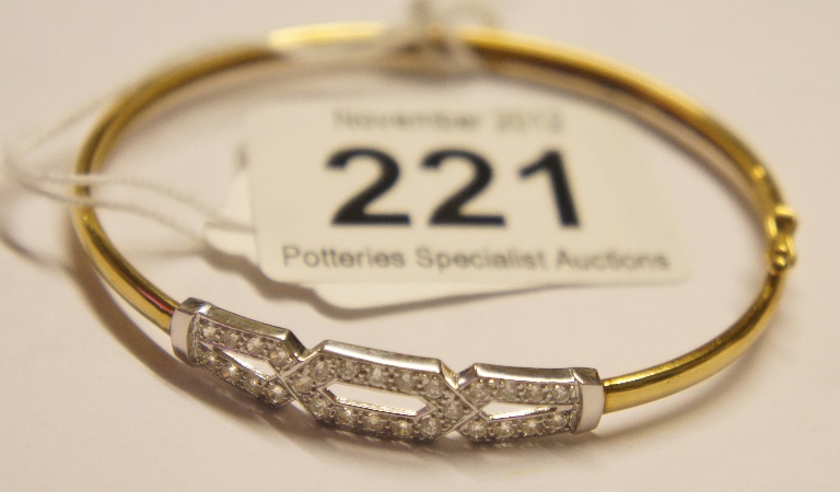 9ct and diamond ladies bracelet 1587dd