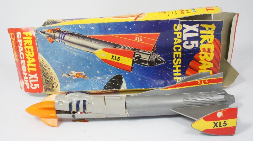 Quercetti Fireball XL5 Spaceship based