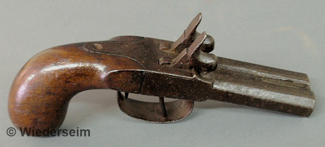 Double-barrel percussion pistol early