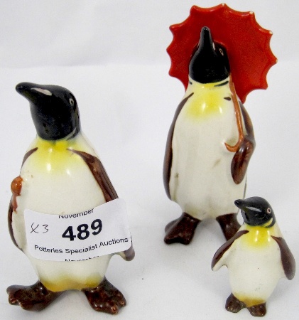Beswick Penguin with parasol Penguin 158cfd