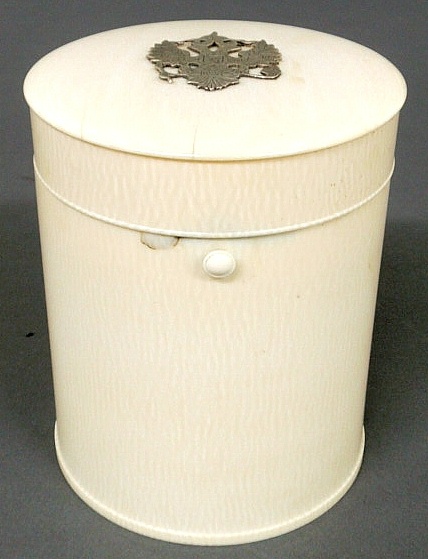 Rare Russian cylindrical form ivory 158d92