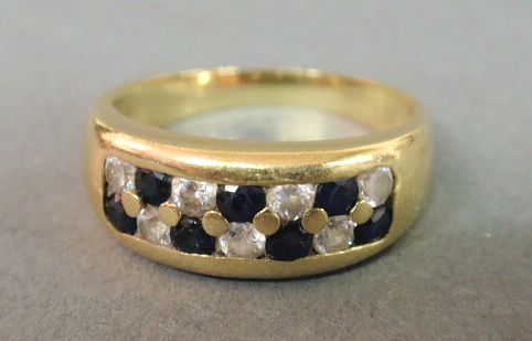 Ladies sapphire ring 18K yg band 158e33