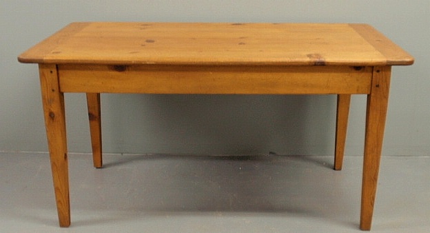 Pine harvest table with breadboard 158e72