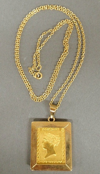 Postage pendant with chain gold 158ecd