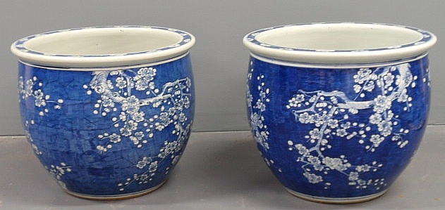 Large pair of blue and white porcelain 158fe4