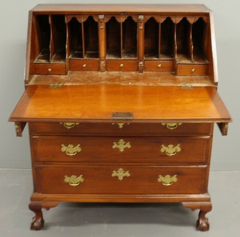 New England Chippendale cherry 158ff9