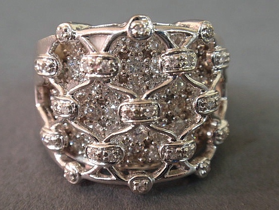 Ladies diamond dinner band 18K 1590ca