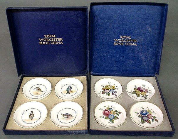 Two boxed sets of four each Royal 1590f9