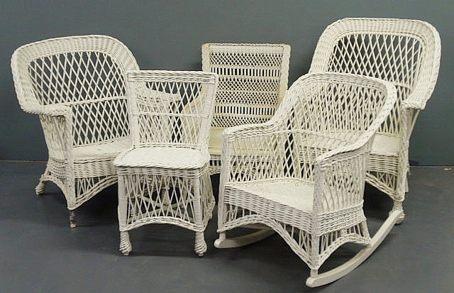 Assembled set of five wicker chairs