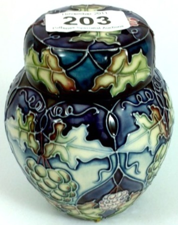 Moorcroft Ginger Jar and Cover 1591ef