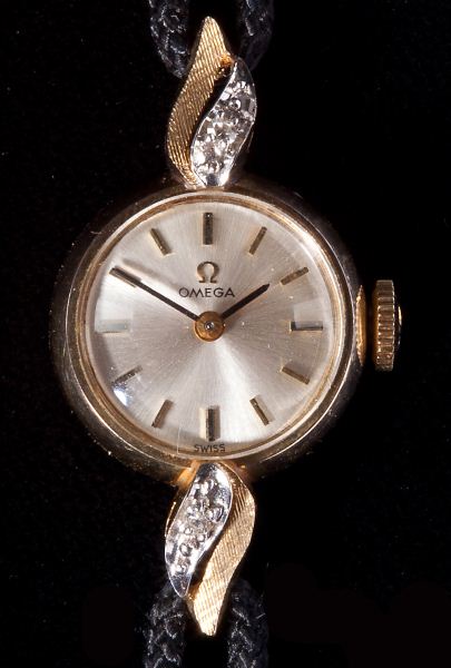 Vintage Ladys Wristwatch Omegamanual