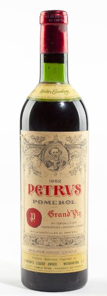 Chateau PetrusPomerol19621 bottlehs 15bd5f