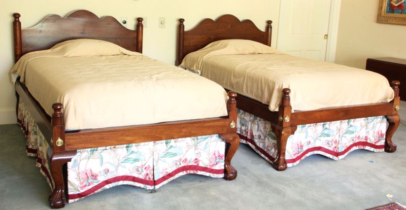 Pair of Walnut Beds by Wiggins 15be5a