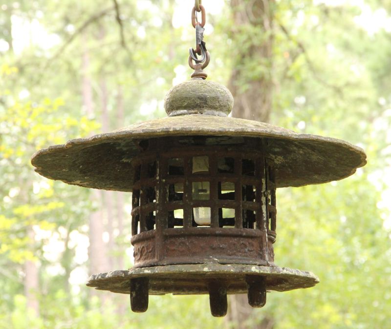 Cast Iron Pagoda Garden Lanternhanging