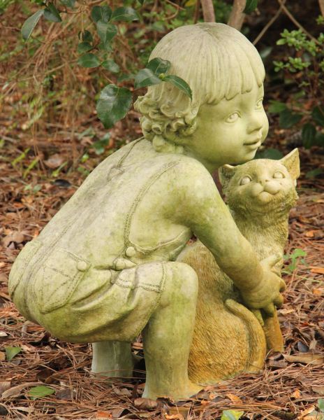 Charming Garden Sculptureresin featuring