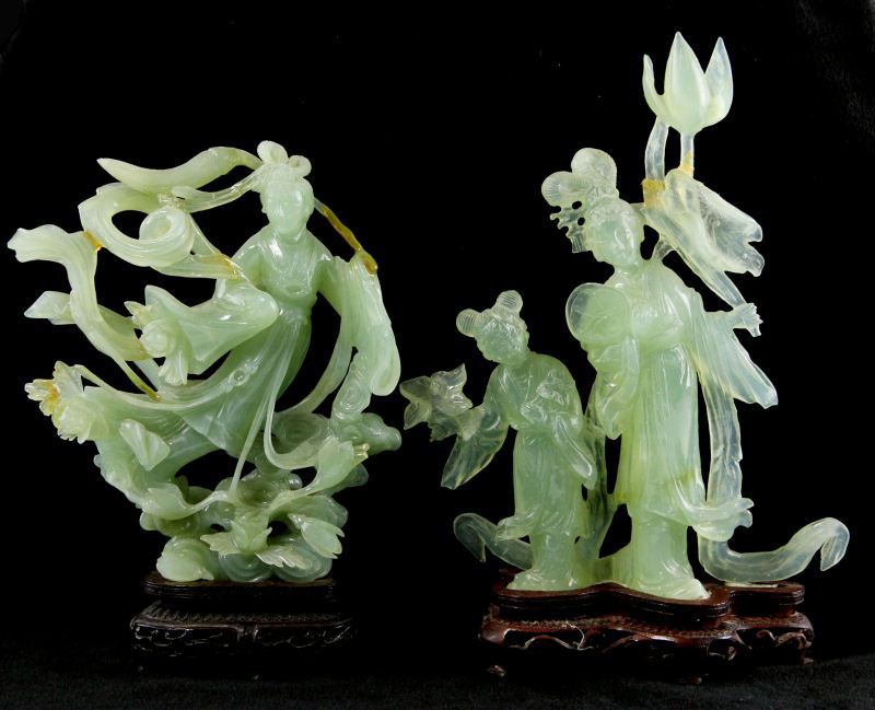 Two Chinese Carvingsboth of jade 15bf7c