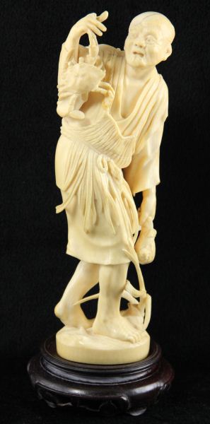 Japanese Ivory Okimonointricately carved