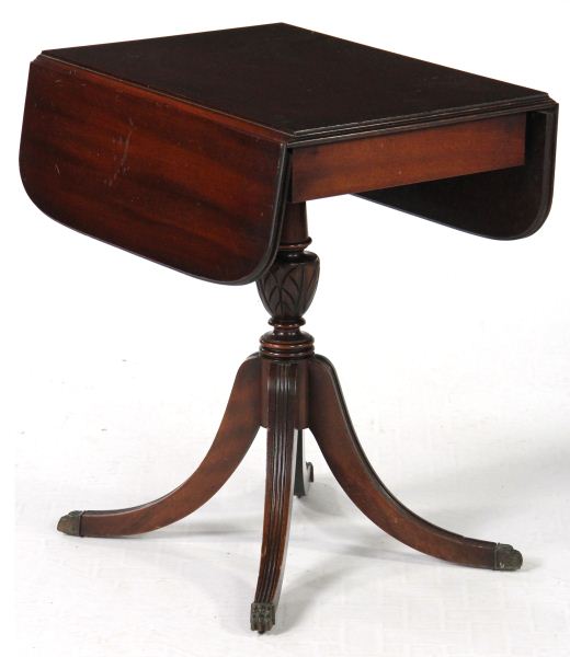 Duncan Phyfe Style Bedside Tablemahogany