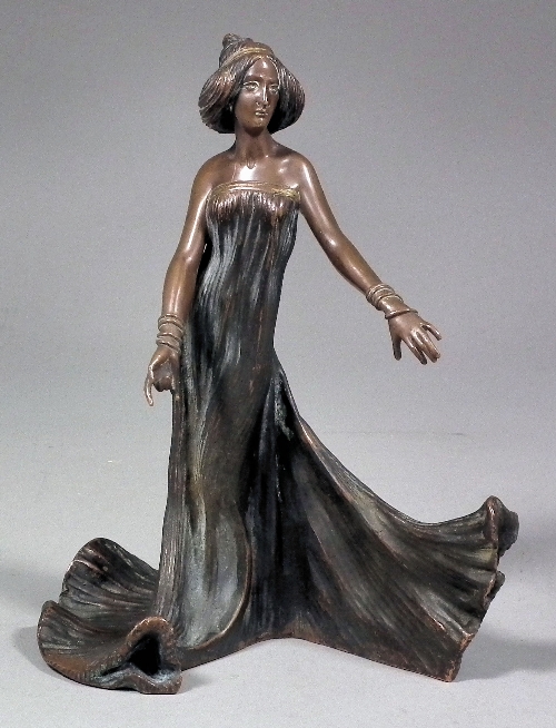 A Continental bronze figure of 15c0f0