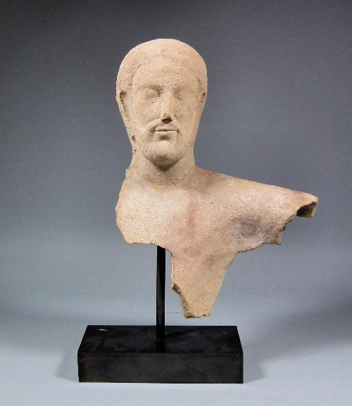 An Archaic terracotta bust 15c0e9