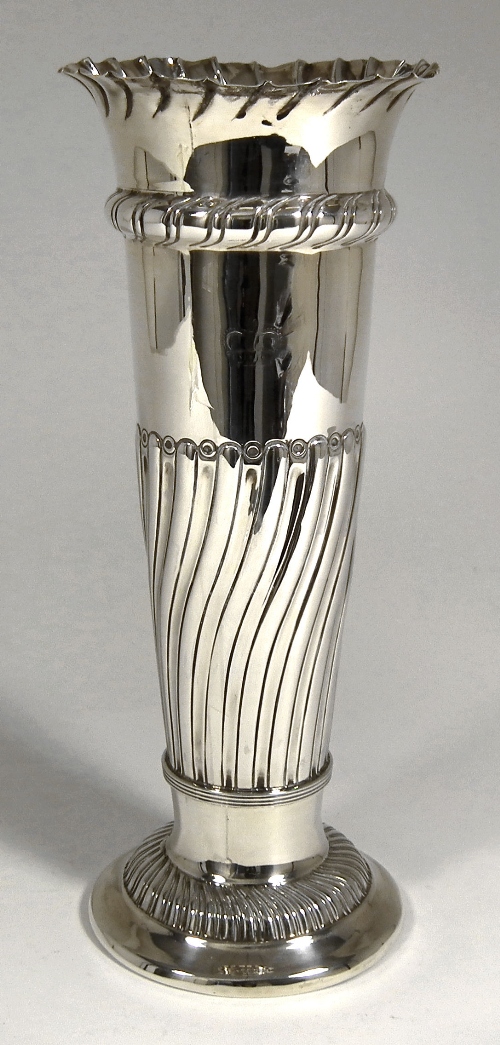 A late Victorian silver vase with 15c105