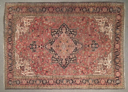 A 20th Century carpet of Kashan 15c1aa