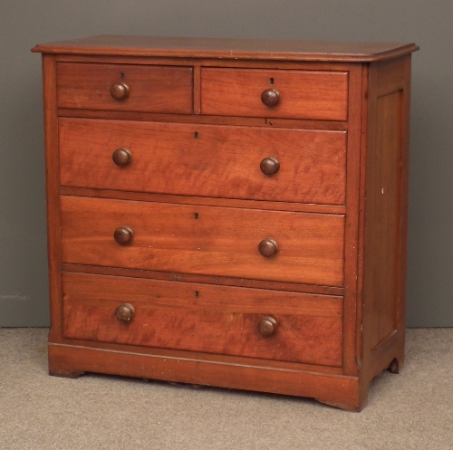 A Victorian mahogany chest of drawers