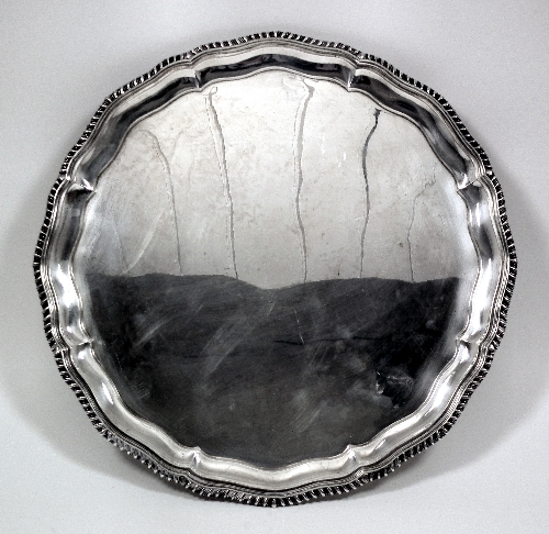 A George V silver circular salver 15c257