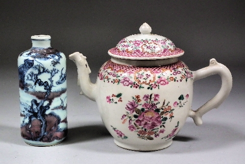 A miniature Chinese blue and white porcelain