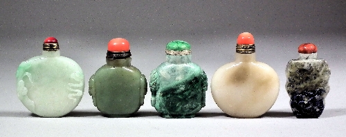 A Chinese jadeite snuff bottle 15c3a3